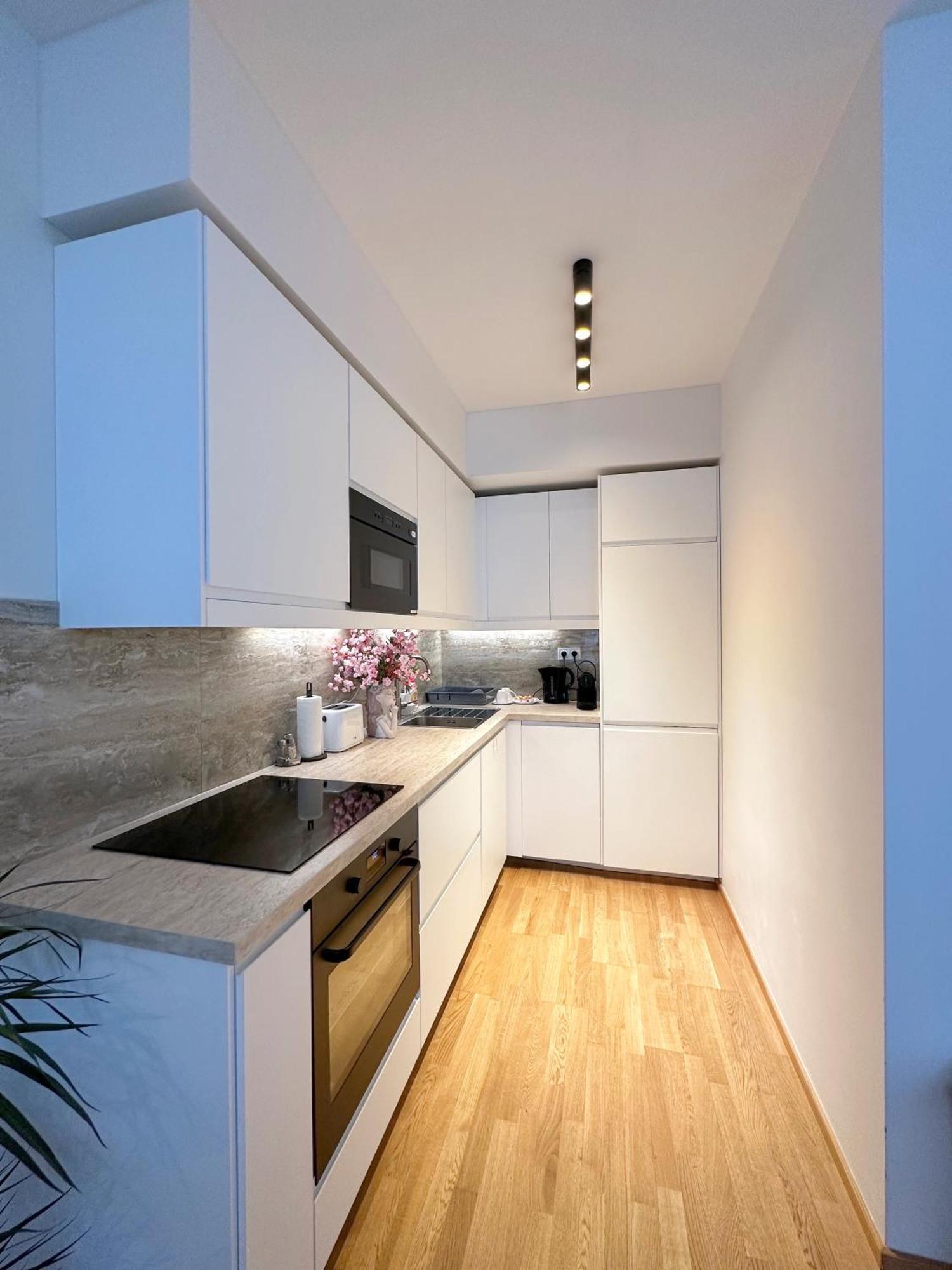 Apartment With Free Parking In Praga Zewnętrze zdjęcie